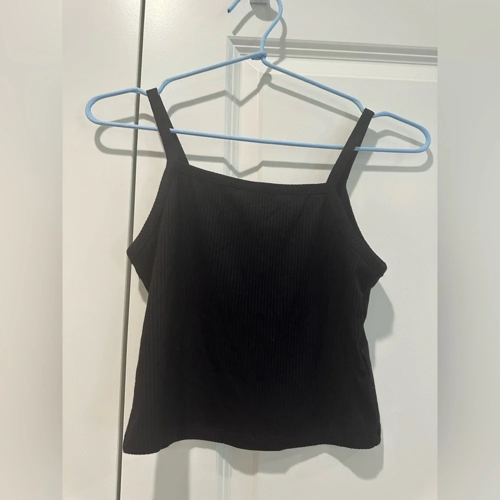LF Stores Emma & Sam NWT Strappy Tank | Black - Picture 4 of 8